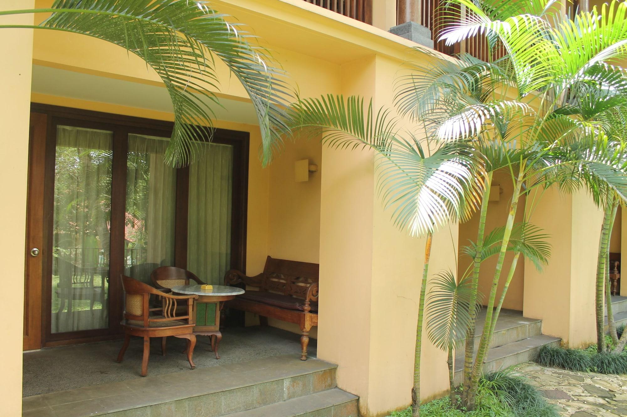 Laras Asri Resort&Spa Salatiga Exterior foto